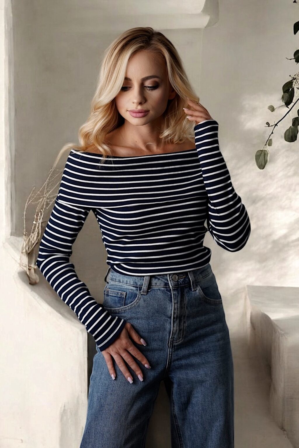 Bluzka w paski MARINE off shoulder | granat
