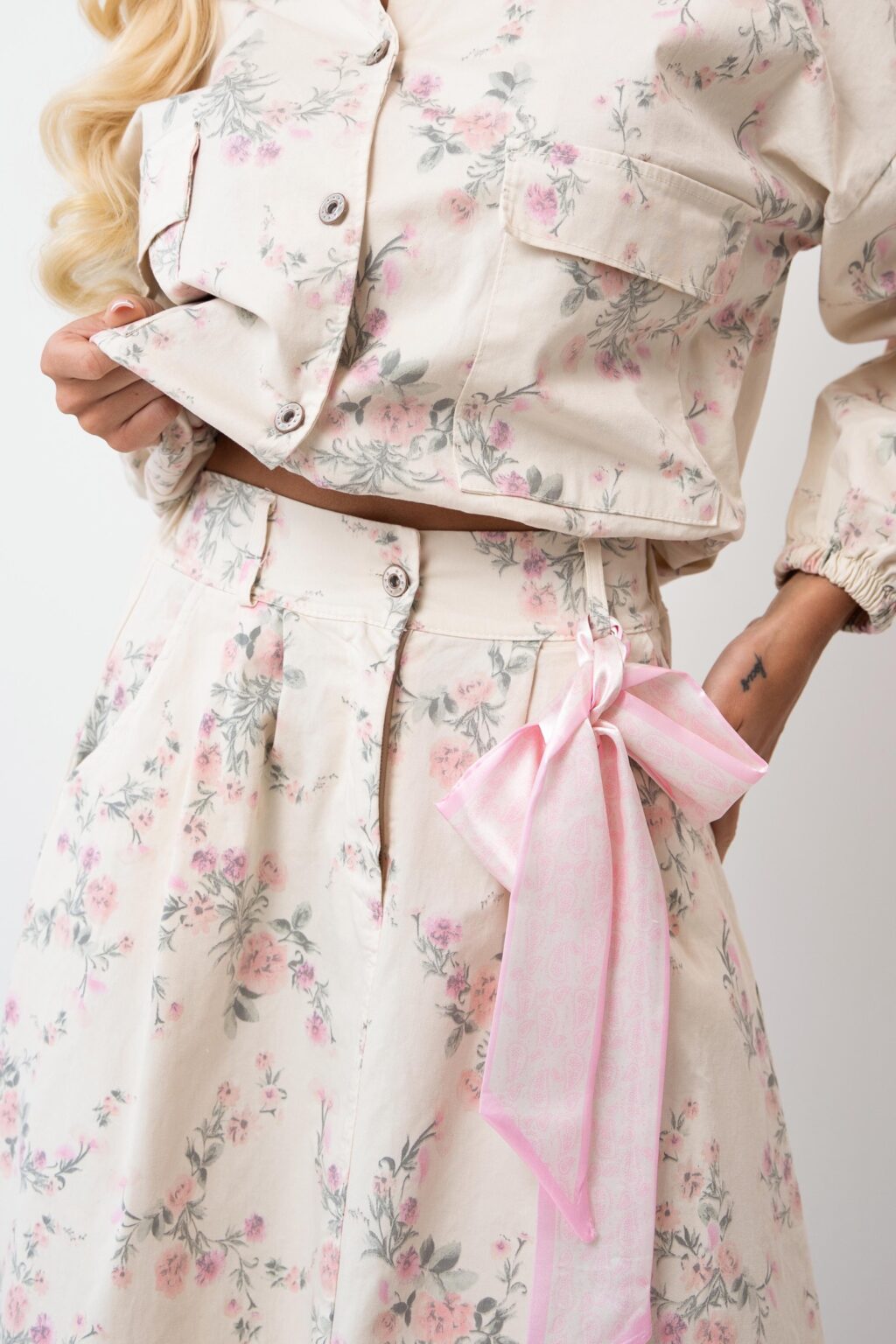 Spódnica w kwiaty BELLA