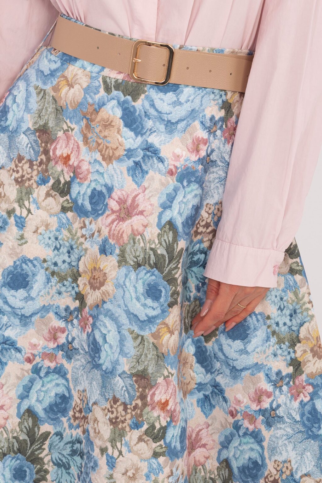 Niebieska spódnica w kwiaty | AURA z paskiem 🩵